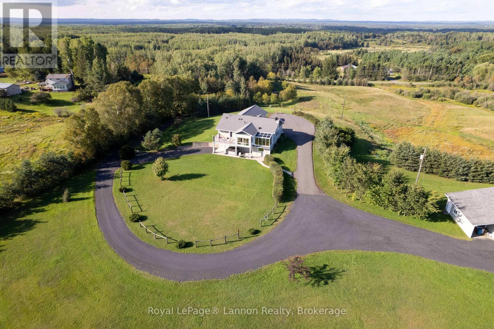 401 BARRIE DRIVE, Oliver Paipoonge (Kakabeka Falls) — photo 4