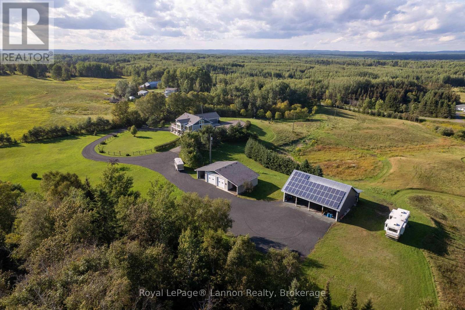 401 BARRIE DRIVE, Oliver Paipoonge (Kakabeka Falls) — photo 5
