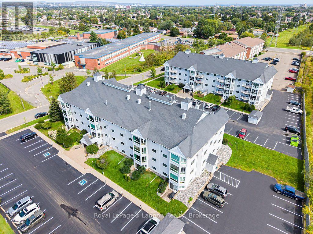 #205 780 GORDON STREET - 2