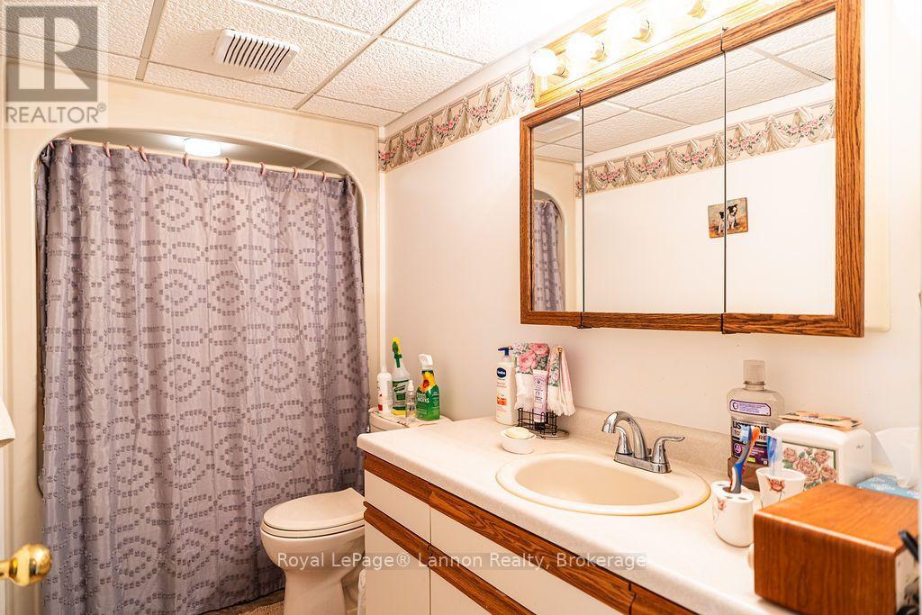 #205 780 GORDON STREET - 20