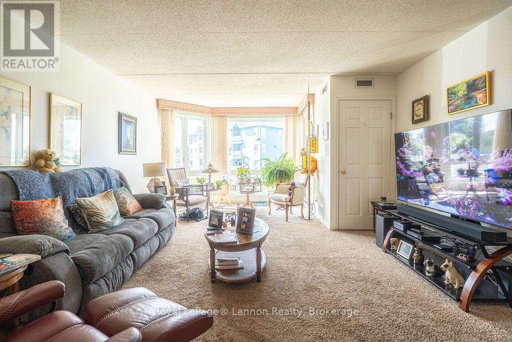 205 - 780 GORDON STREET, Thunder Bay (Green Acres) — photo 4