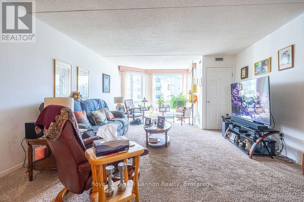 205 - 780 GORDON STREET, Thunder Bay (Green Acres) — photo 5