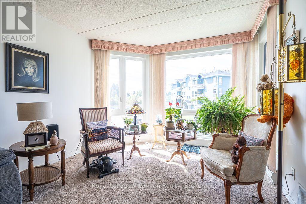 205 - 780 GORDON STREET, Thunder Bay (Green Acres) — photo 6
