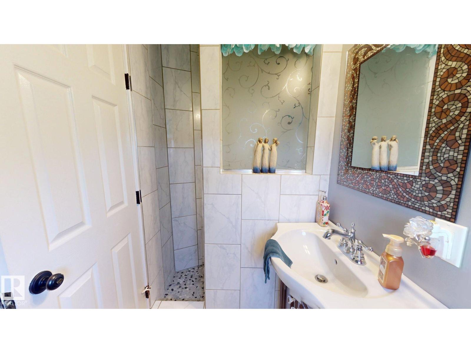 661060 Range Road 210A - 20
