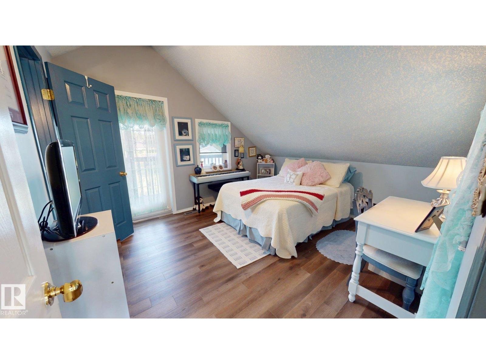 661060 Range Road 210A - 17