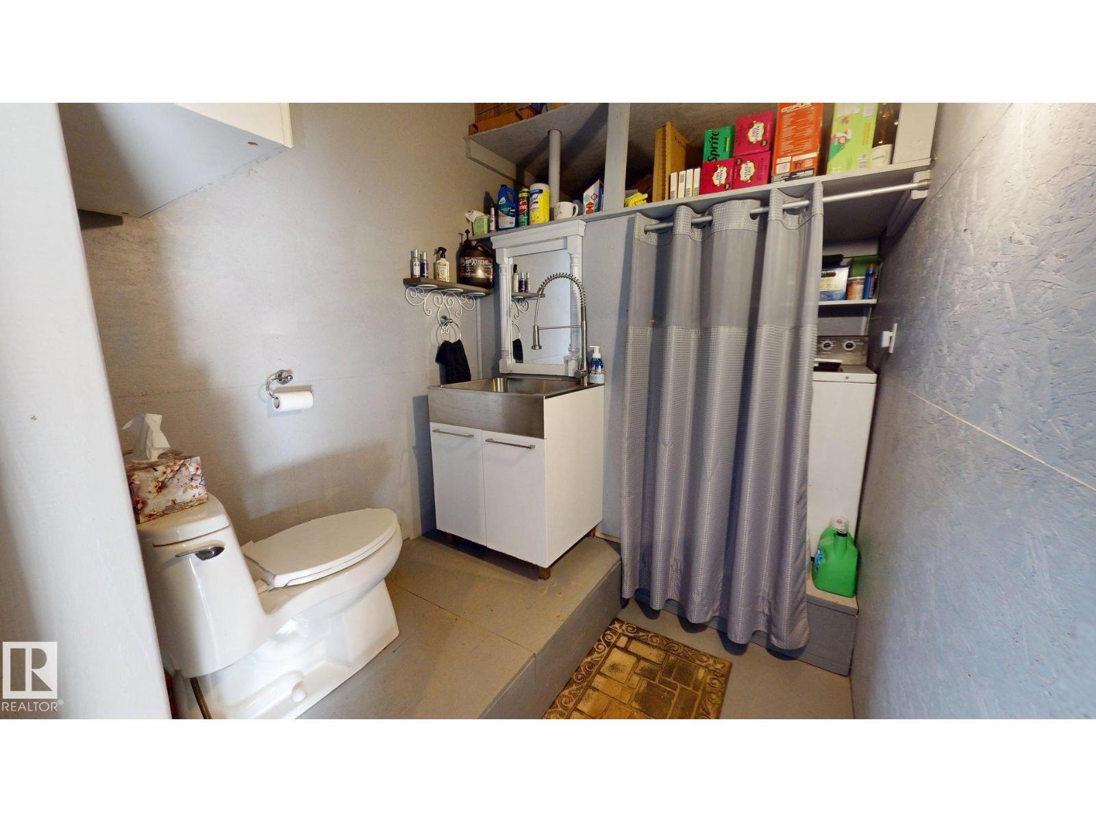 661060 Range Road 210A - 24