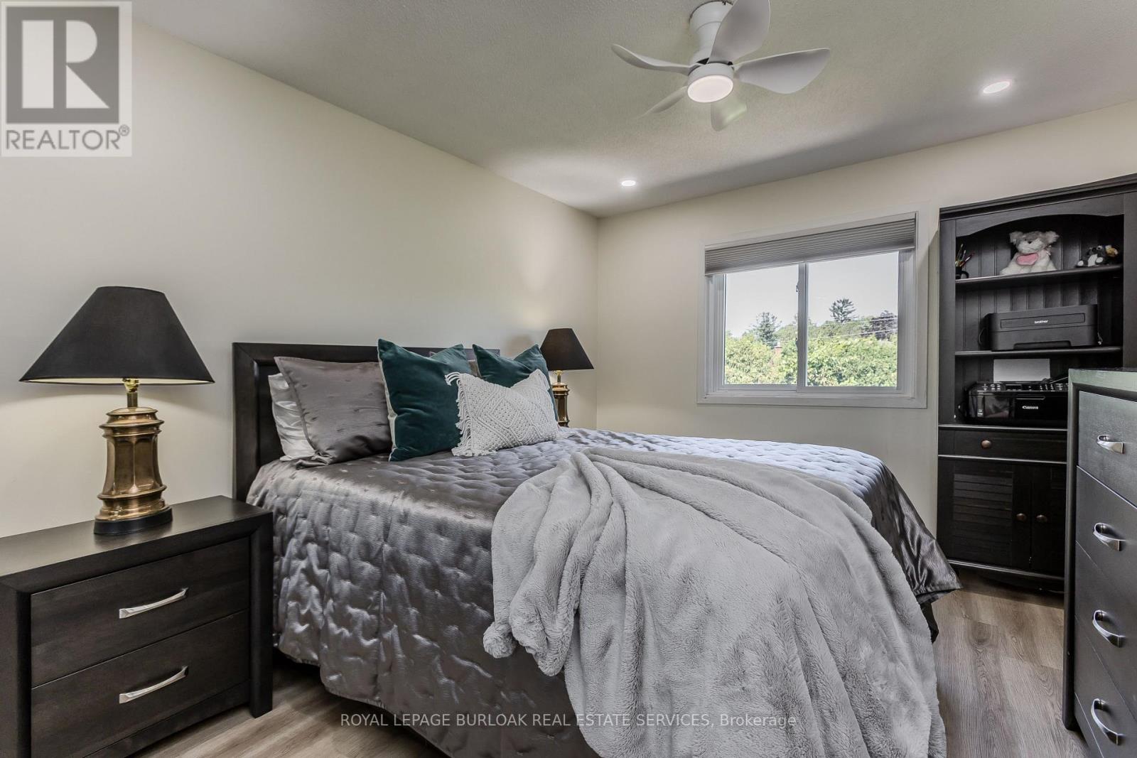 #9 5411 LAKESHORE ROAD - Image 19