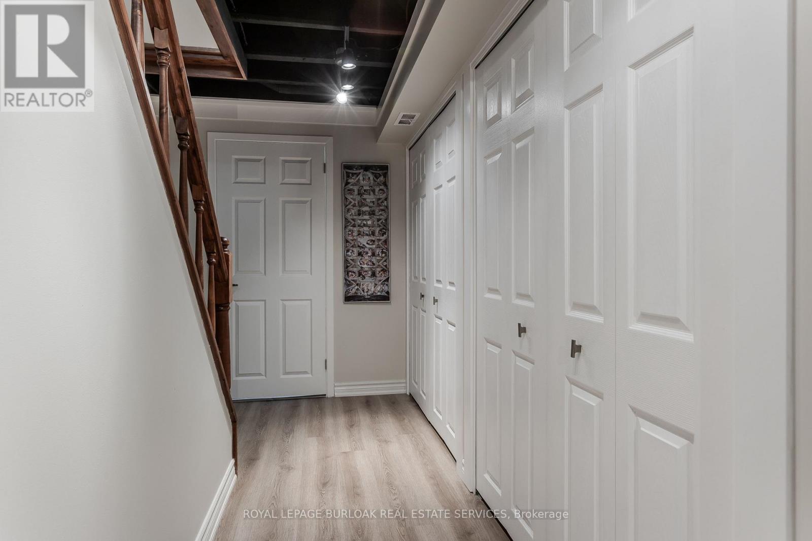 #9 5411 LAKESHORE ROAD - Image 24