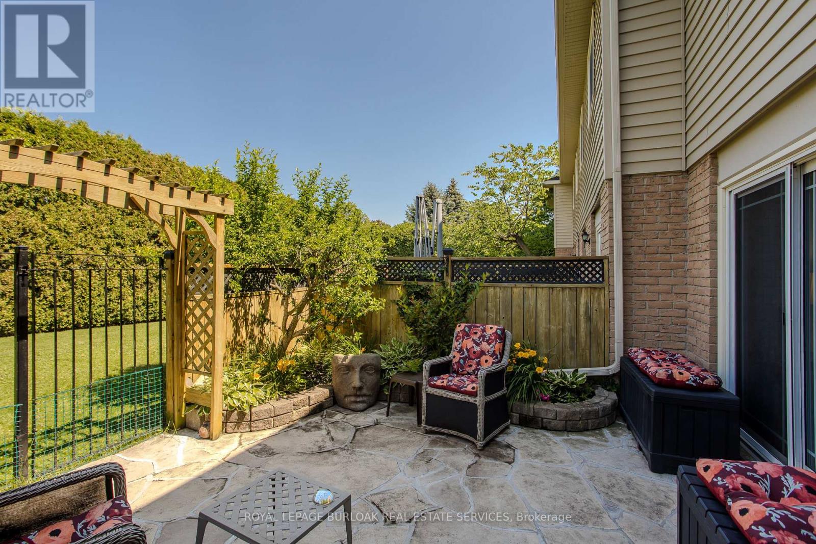#9 5411 LAKESHORE ROAD - Image 3
