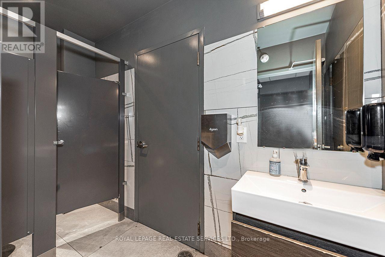 430 Iroquois Shore Road — photo 46