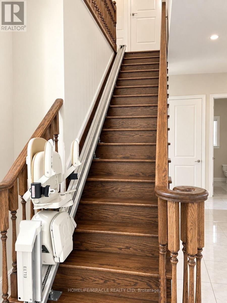 11 HERTONIA STREET - 8