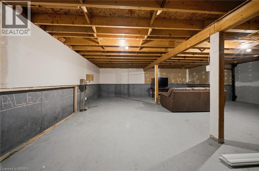 43 RUFFIAN Road - Image 25
