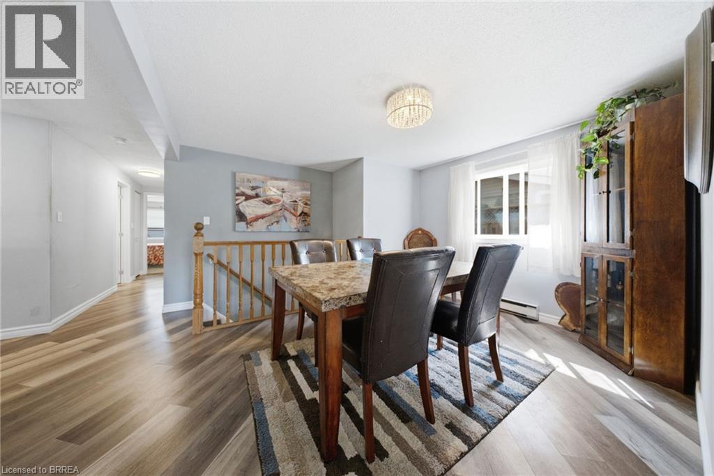43 RUFFIAN Road, Brantford — photo 8