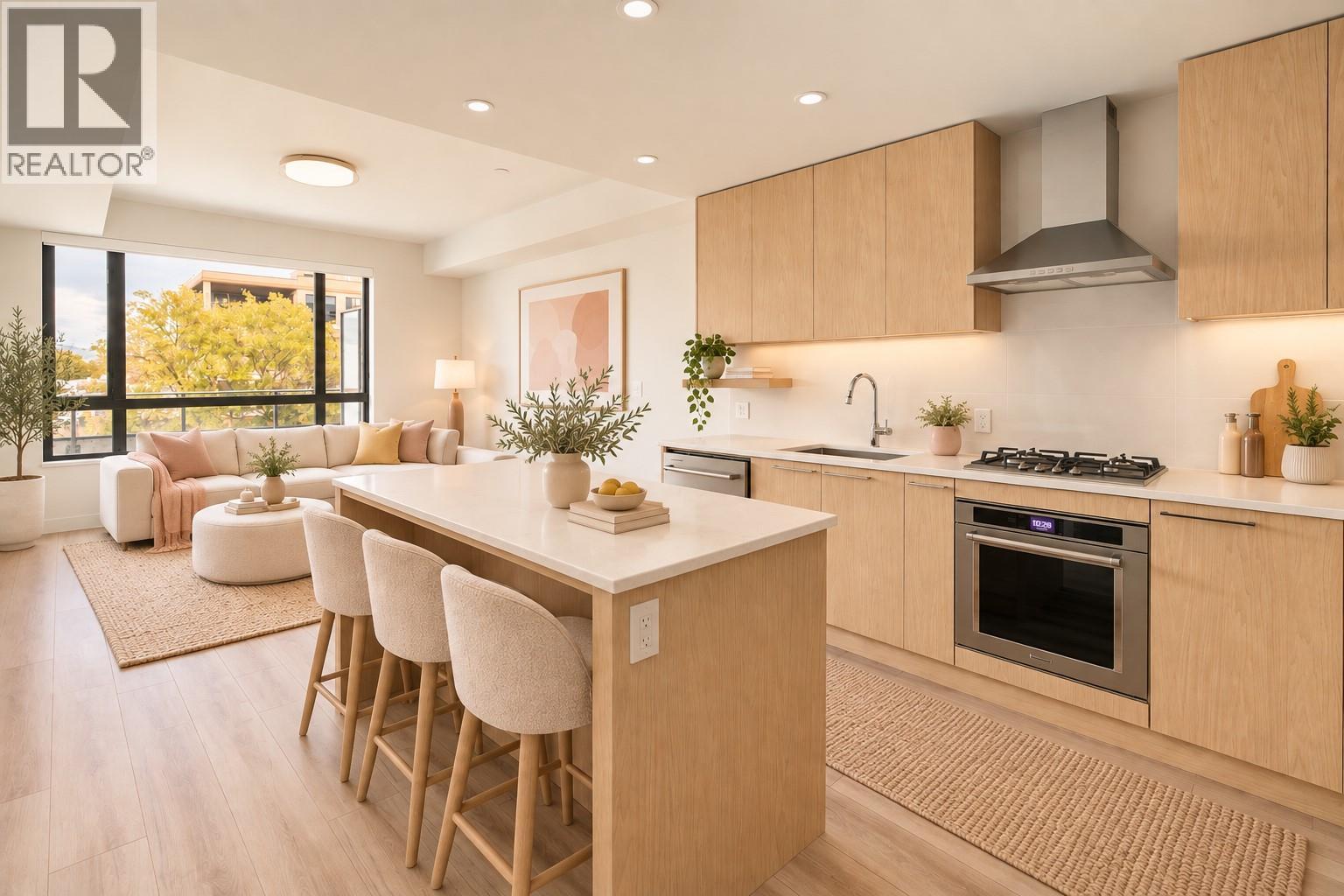 3051 Abbott Street Unit# 206, Kelowna — photo 2