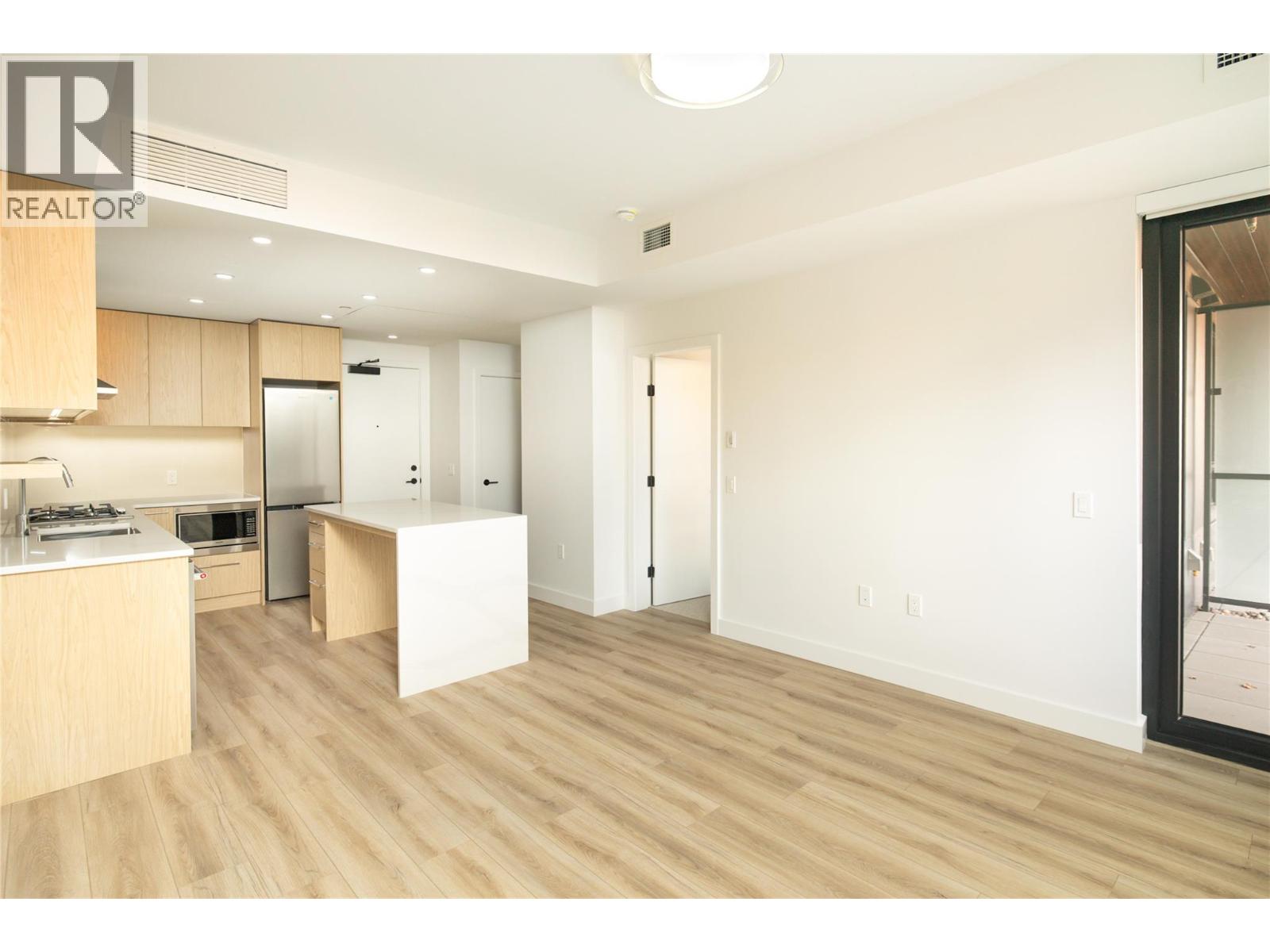 3051 Abbott Street Unit# 206, Kelowna — photo 9