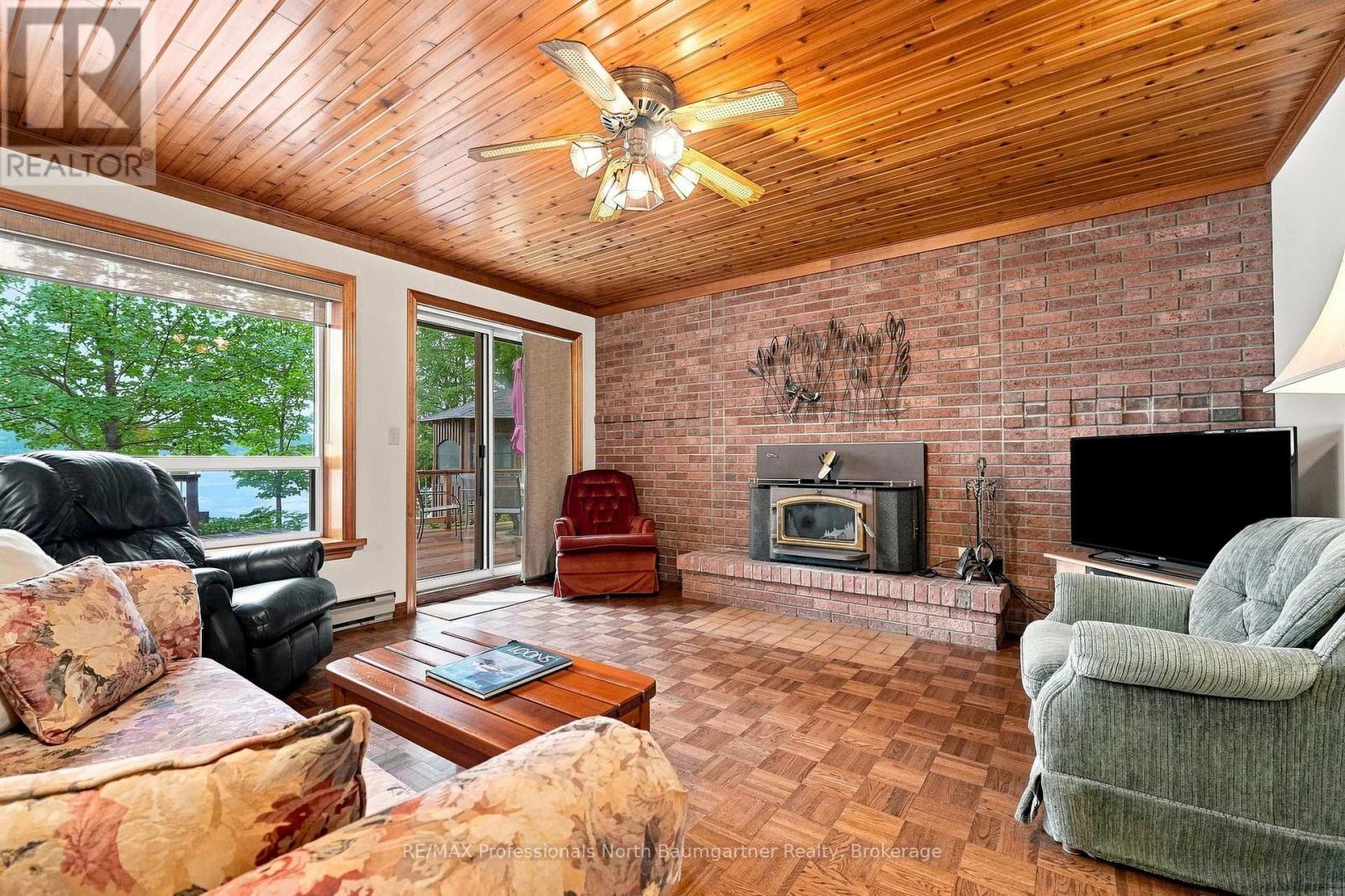 5932 HALIBURTON LAKE ROAD - Image 25