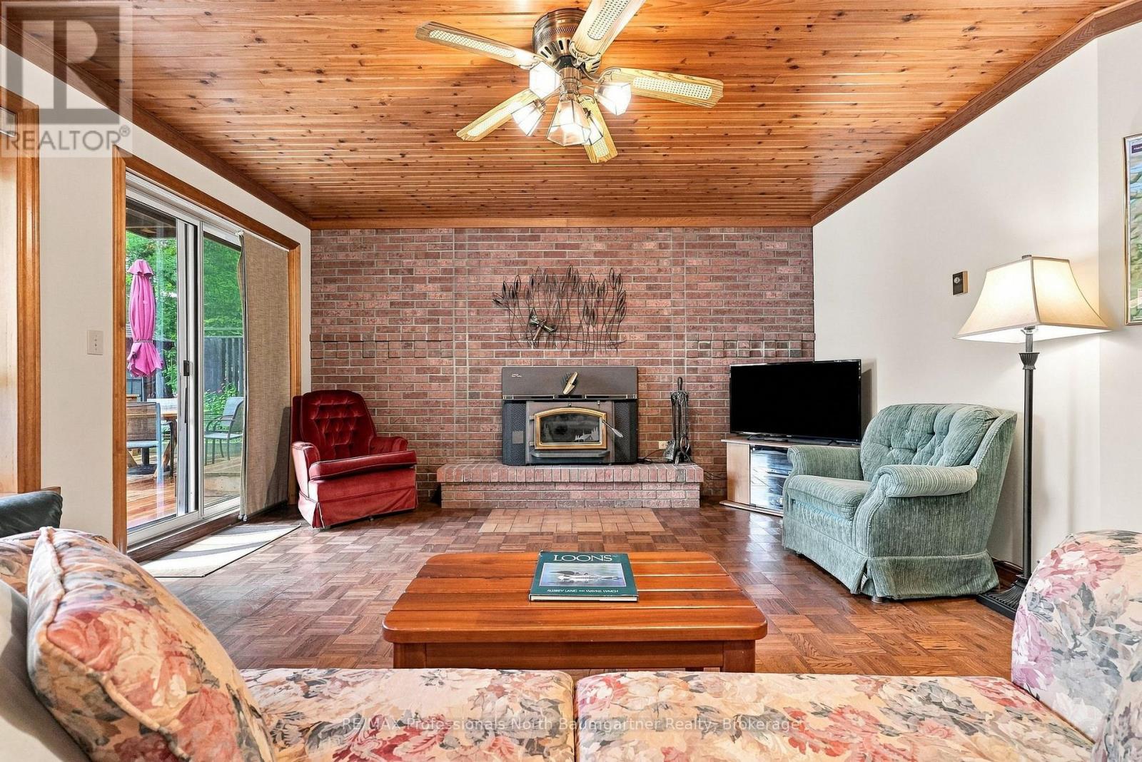 5932 HALIBURTON LAKE ROAD - Image 27