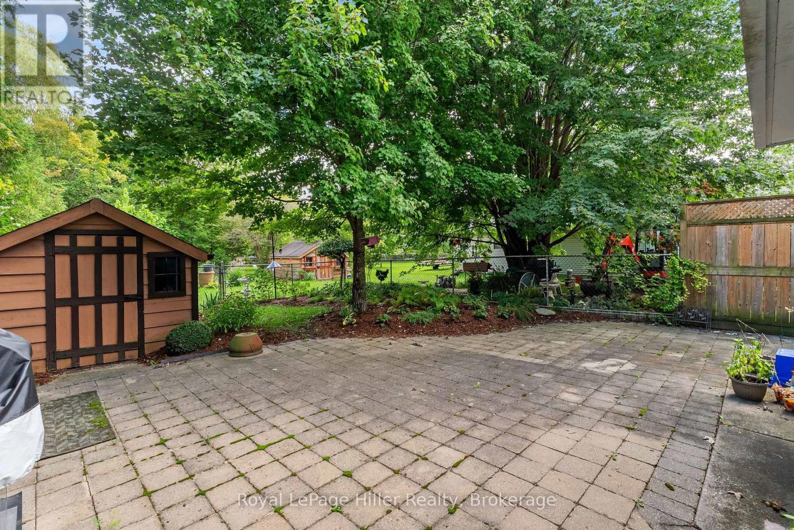 61 MATILDA STREET - 34
