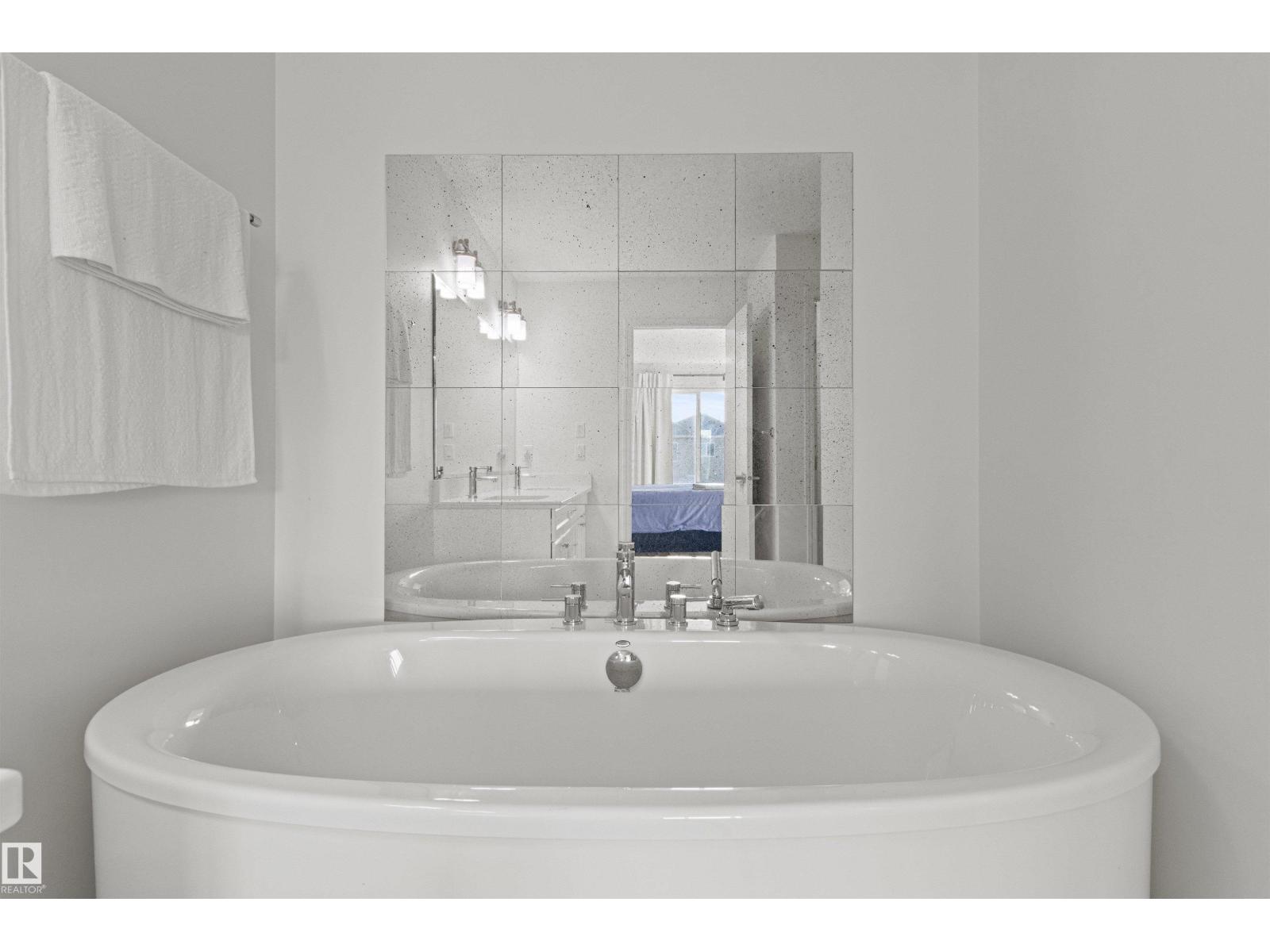 915 177 ST SW - 38