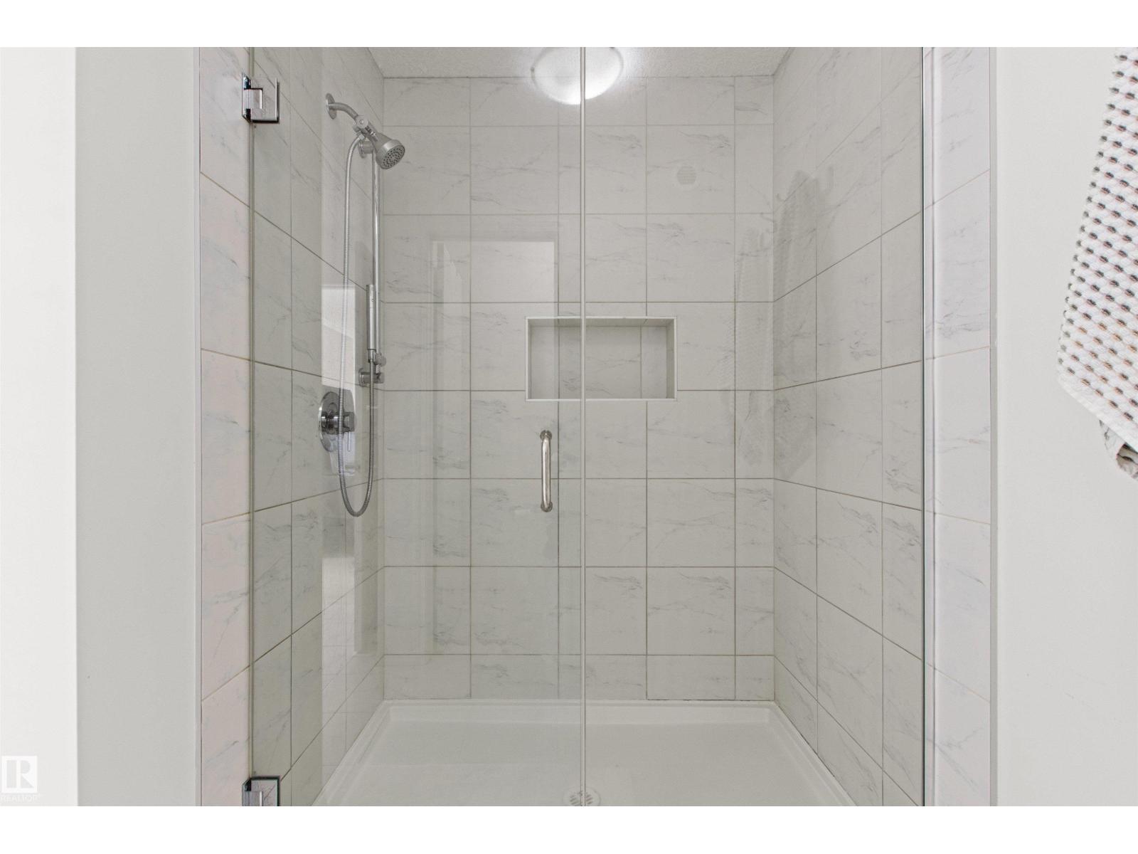 915 177 ST SW - 39