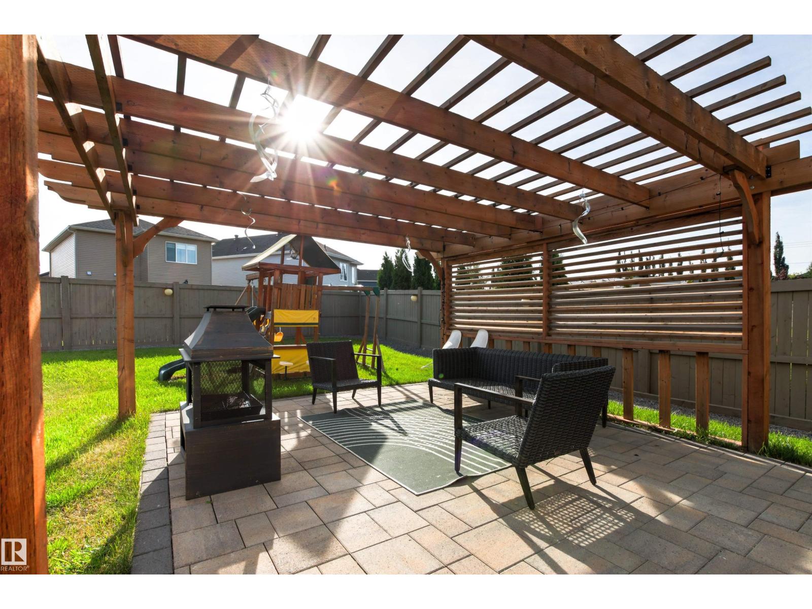 915 177 ST SW - 64