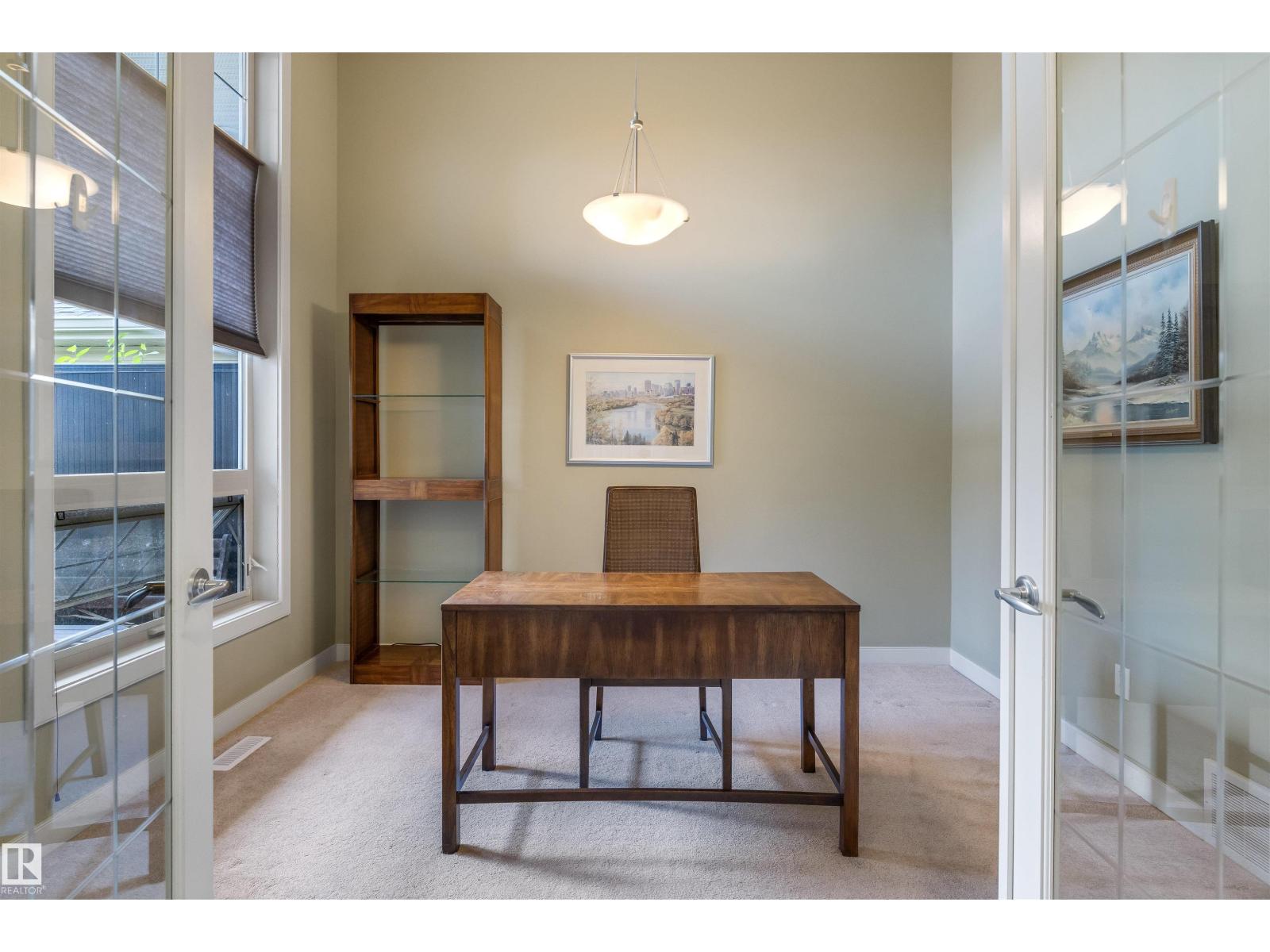#10 841 156 ST NW - 6