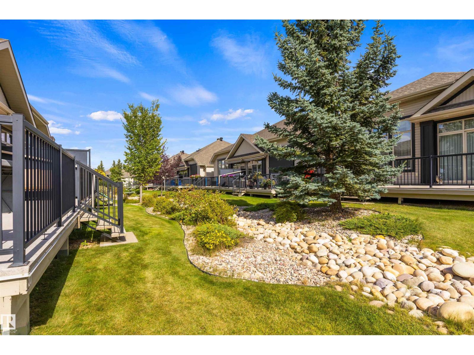 #10 841 156 ST NW - 44