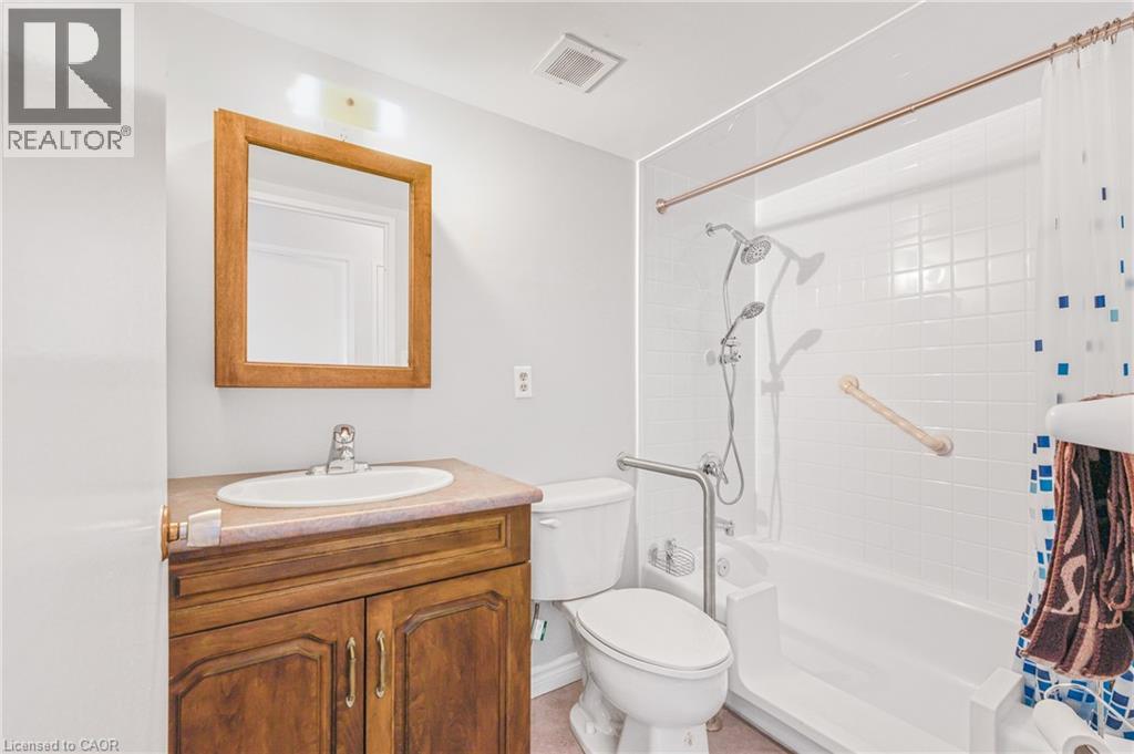 #1210 700 DYNES Road - 30