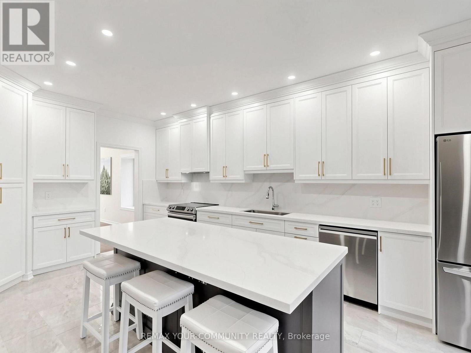 16 WHITESTONE DRIVE - Image 11