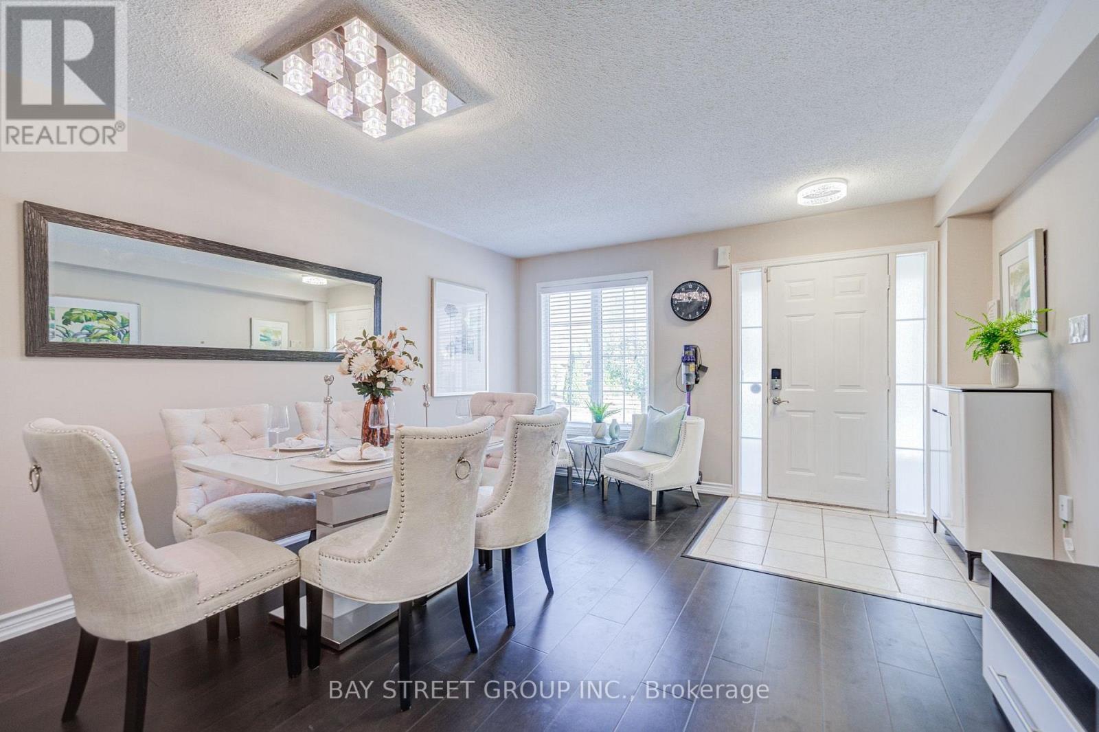 25 WATERTON CRESCENT - 7
