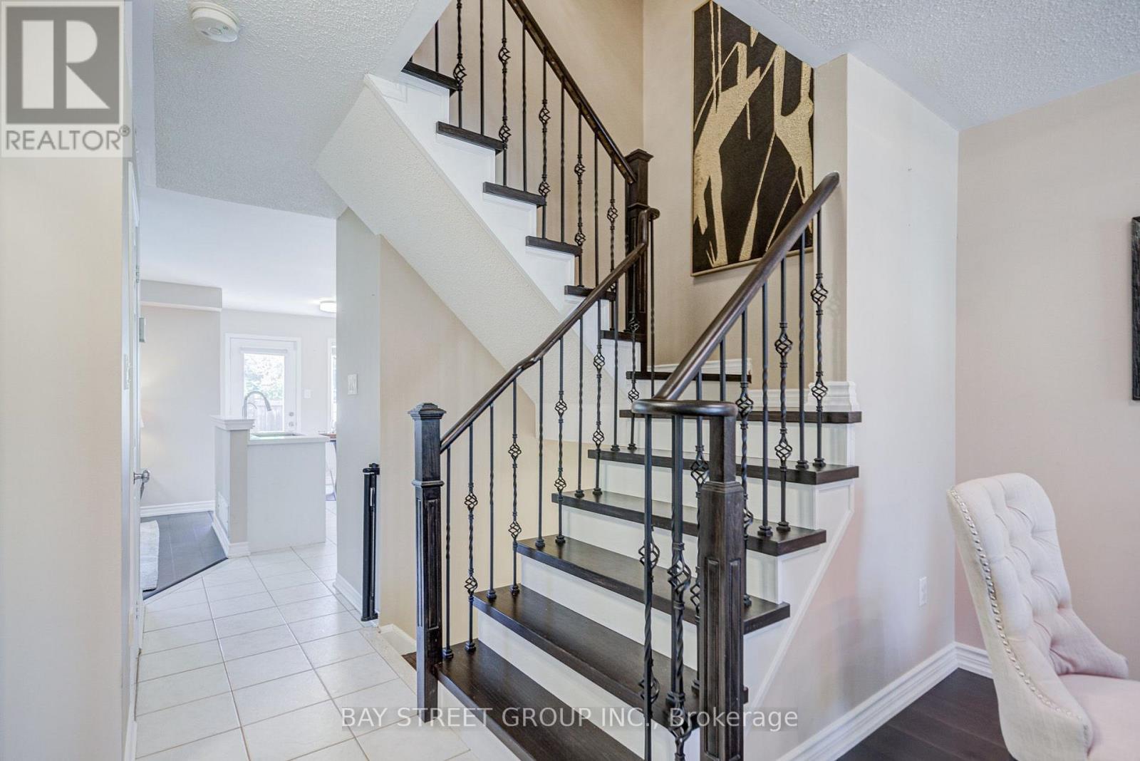 25 WATERTON CRESCENT - 9