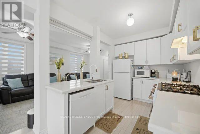 549 BARONS STREET - 12