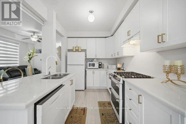 549 BARONS STREET - 13
