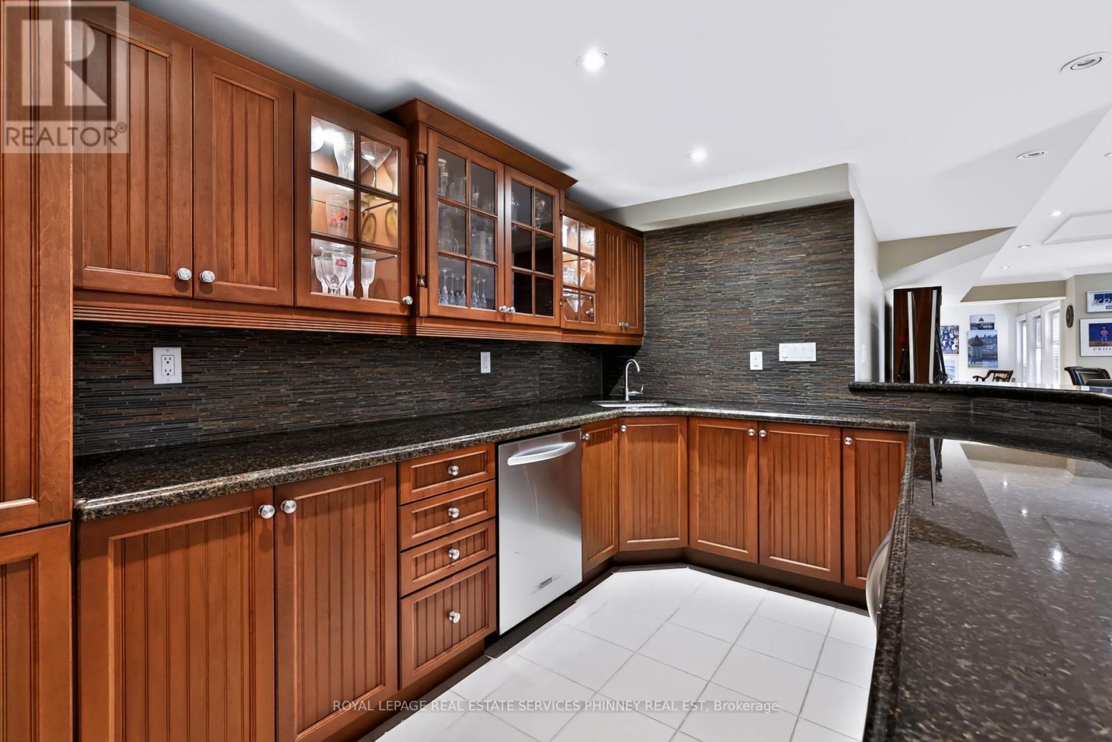 541 ARROWHEAD ROAD - 29