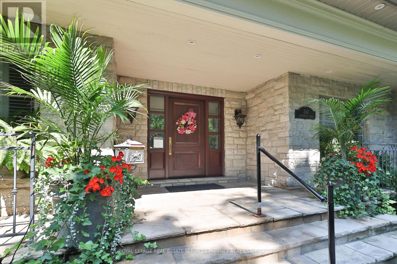 541 ARROWHEAD ROAD - 3