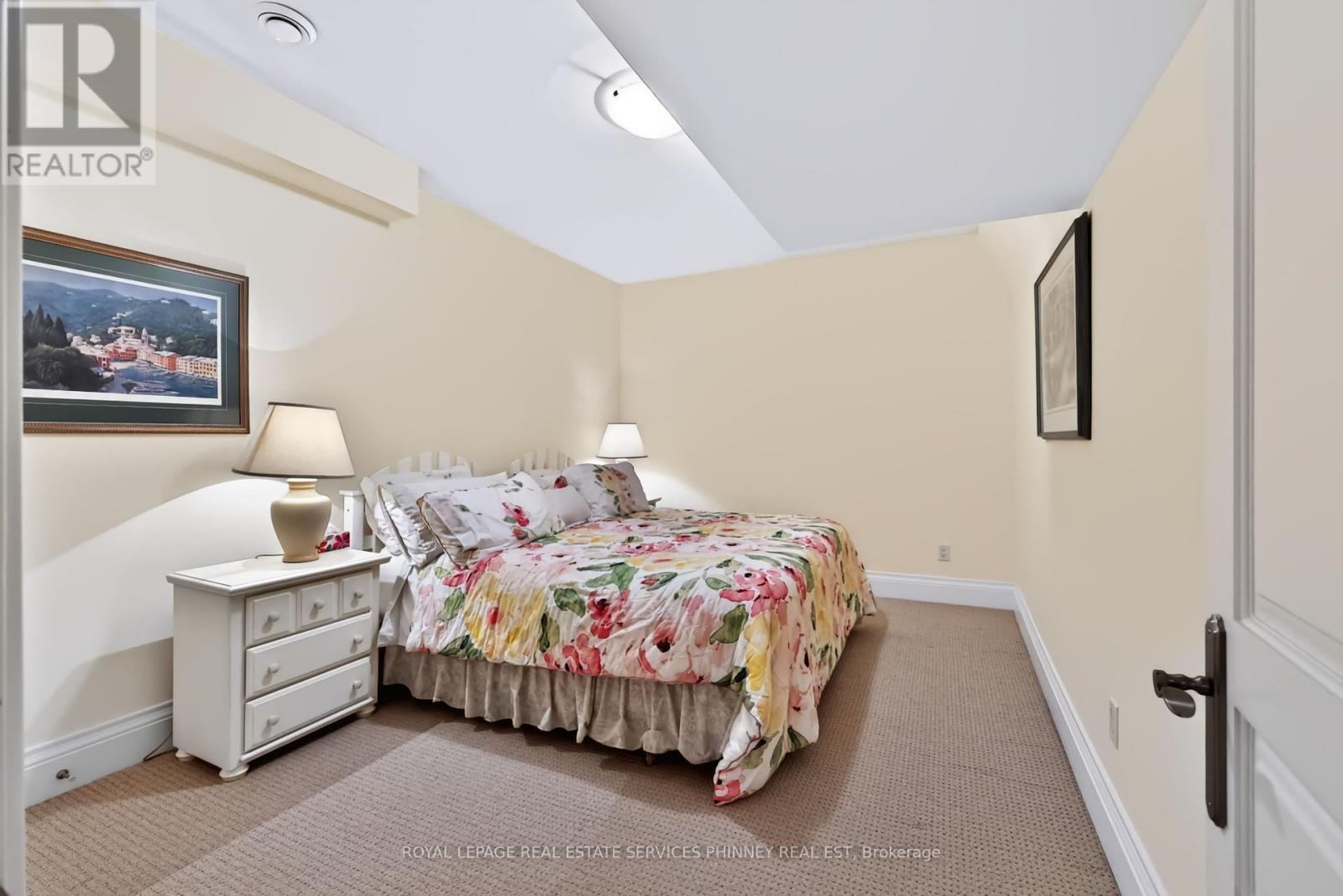 541 ARROWHEAD ROAD - 32