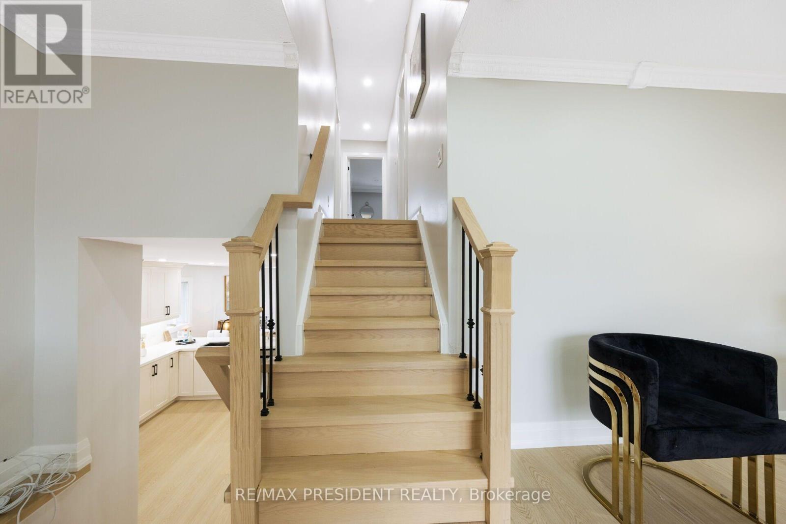 5 SIMMONS BOULEVARD - 14