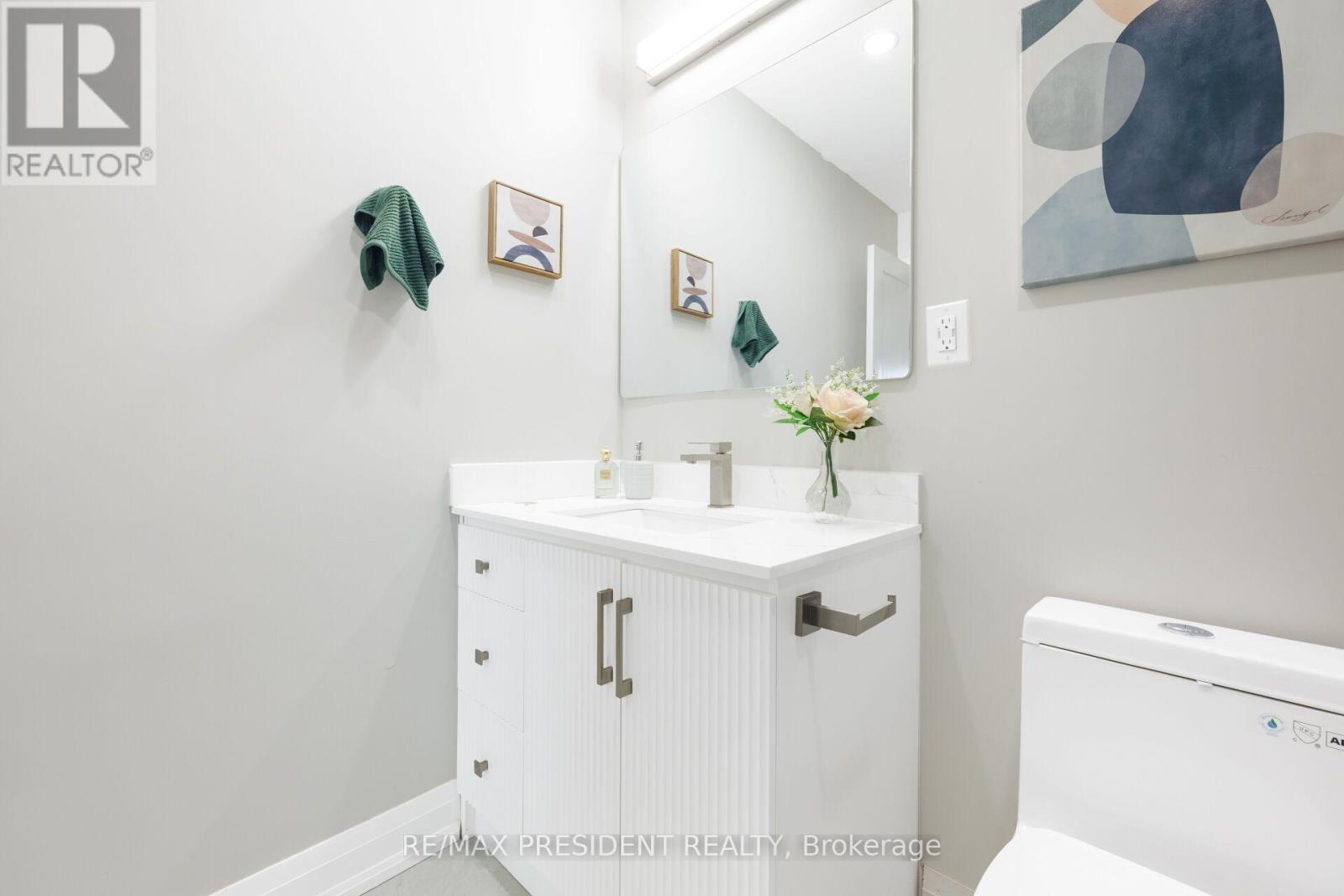 5 SIMMONS BOULEVARD - 22
