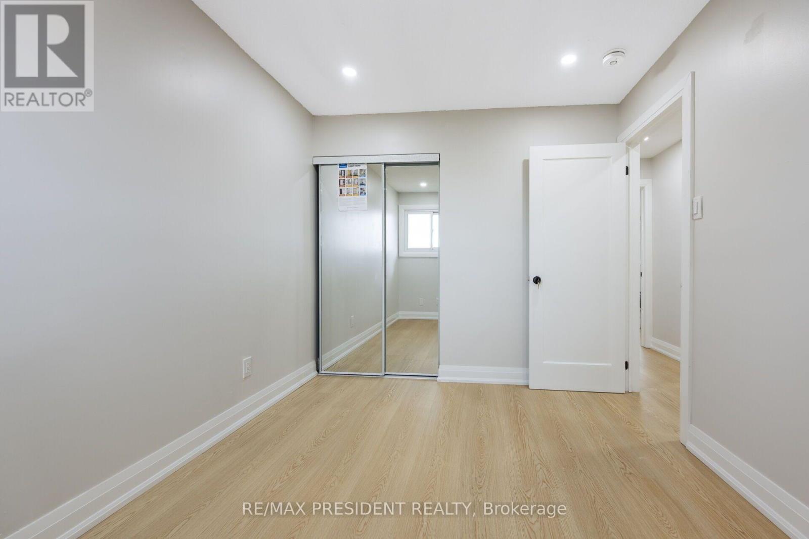 5 SIMMONS BOULEVARD - 27