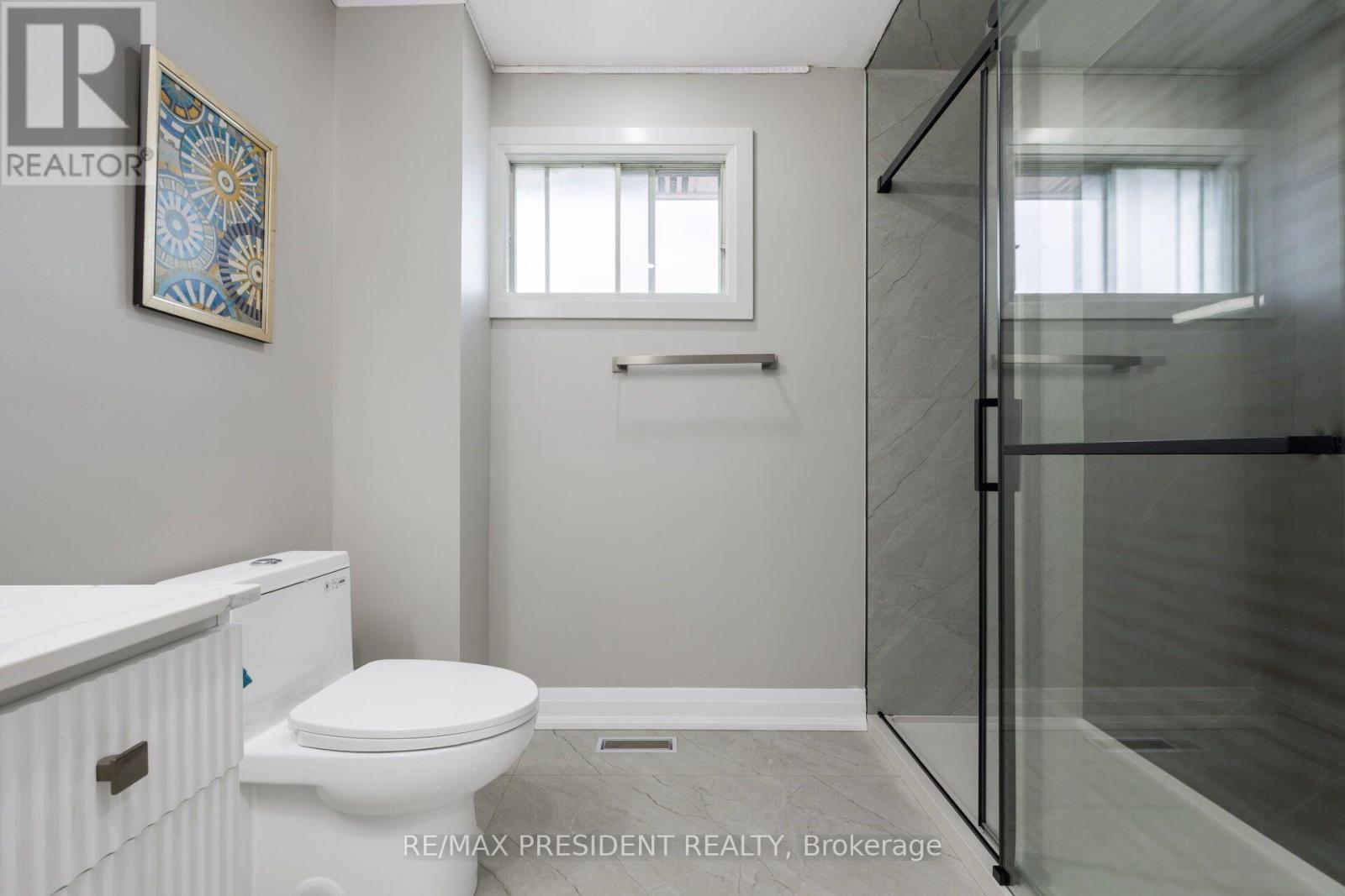 5 SIMMONS BOULEVARD - Image 32