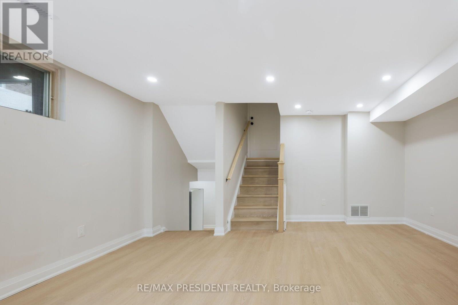 5 SIMMONS BOULEVARD - Image 36