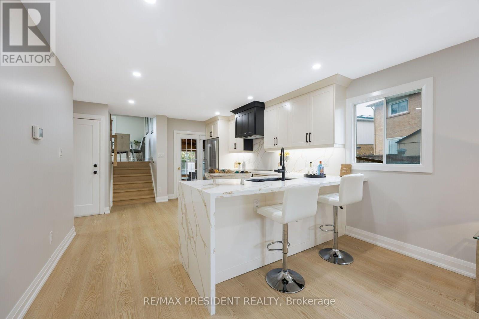 5 SIMMONS BOULEVARD - 4