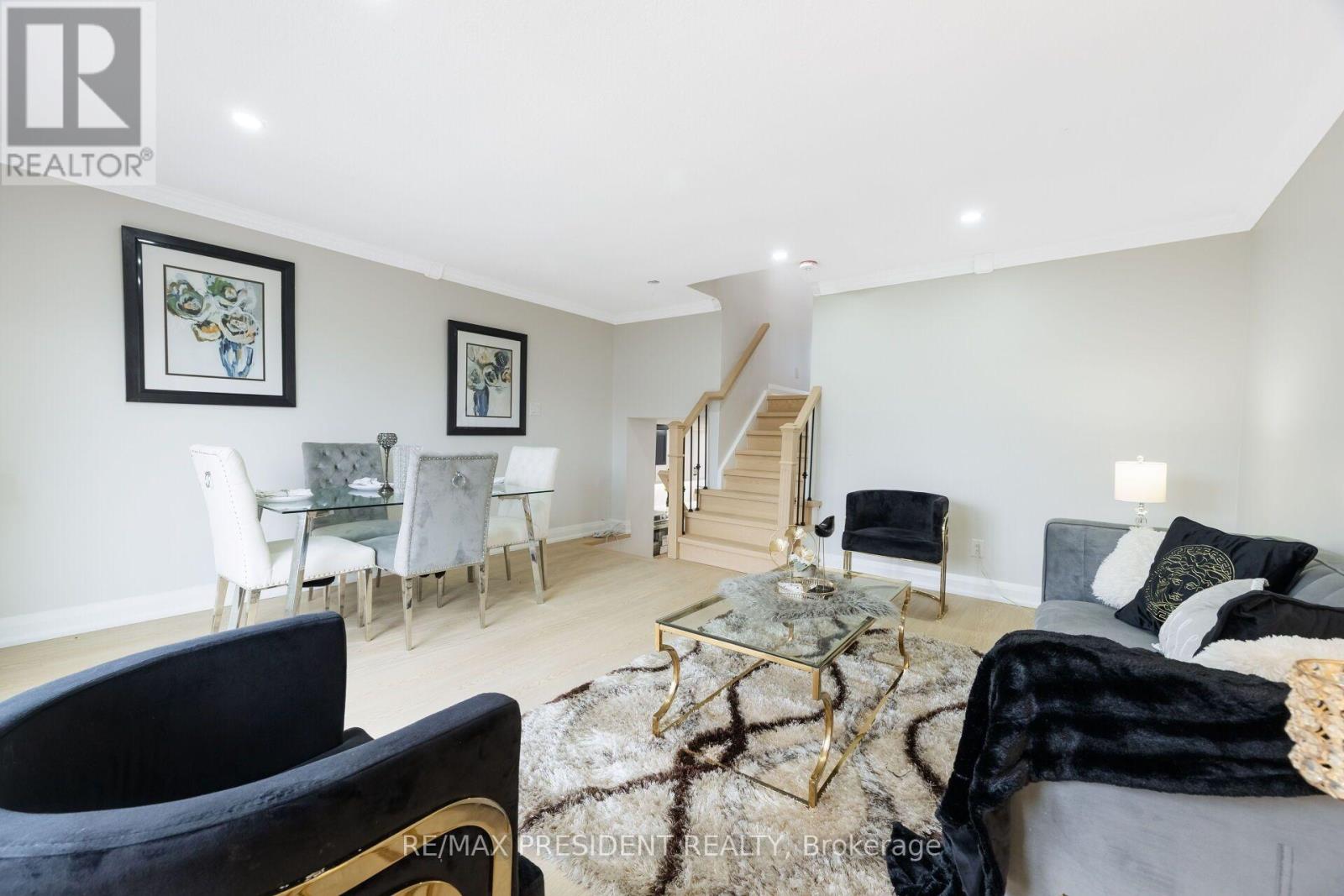 5 SIMMONS BOULEVARD - 8