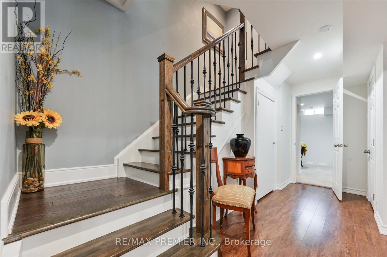 4 ARCHBURY CIRCLE - Image 27