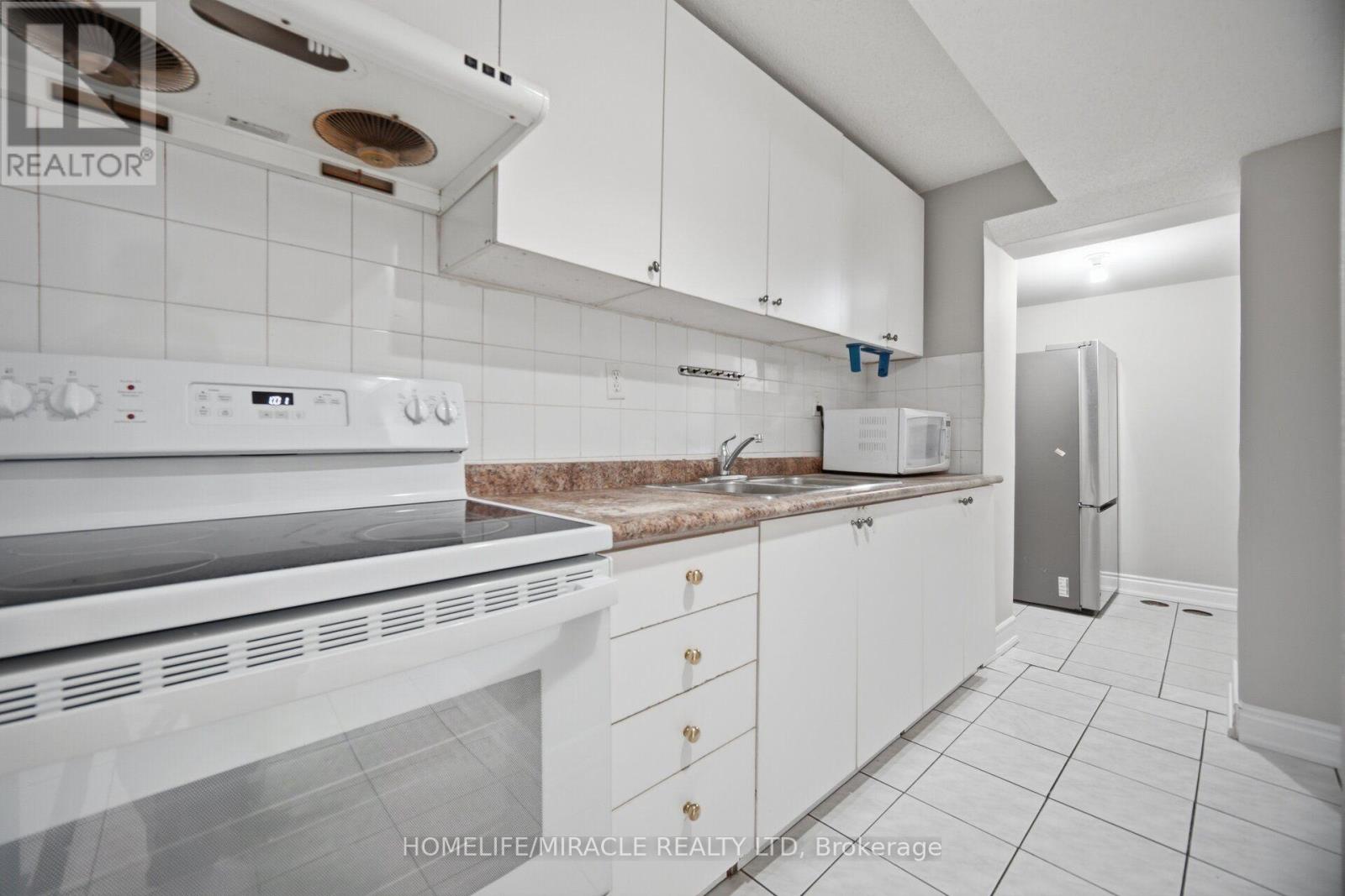 11 BARLEYFIELD ROAD - Image 40