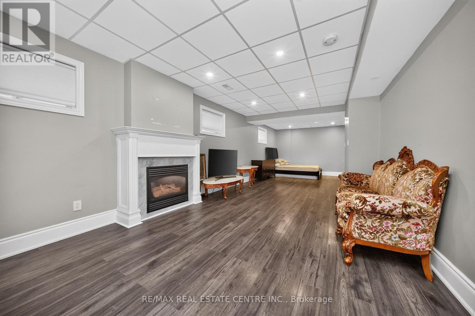 3 TWIN WILLOW CRESCENT - 20