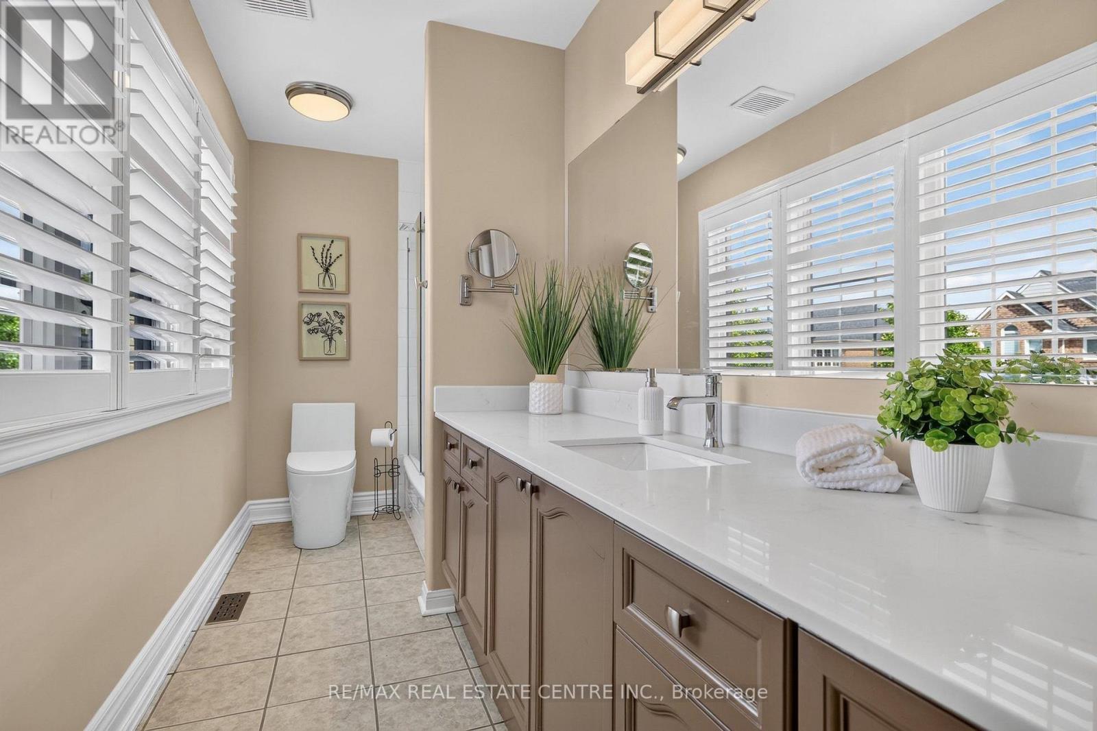 1667 DEMPSEY CRESCENT - 33