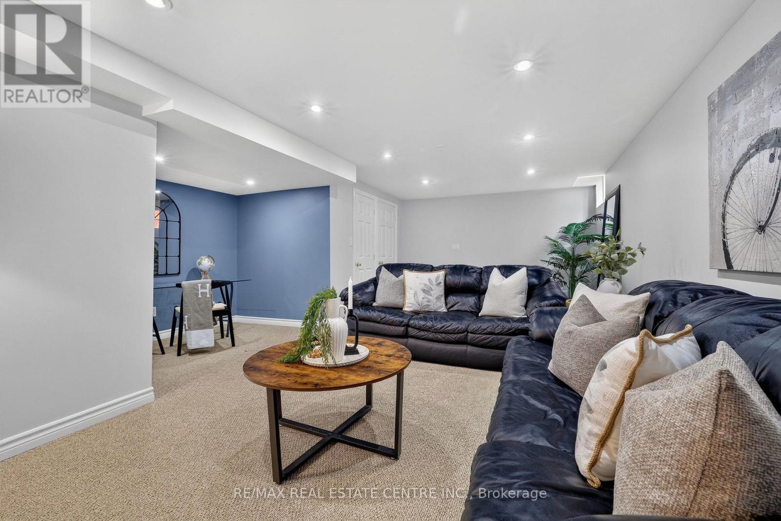 1667 DEMPSEY CRESCENT - 38