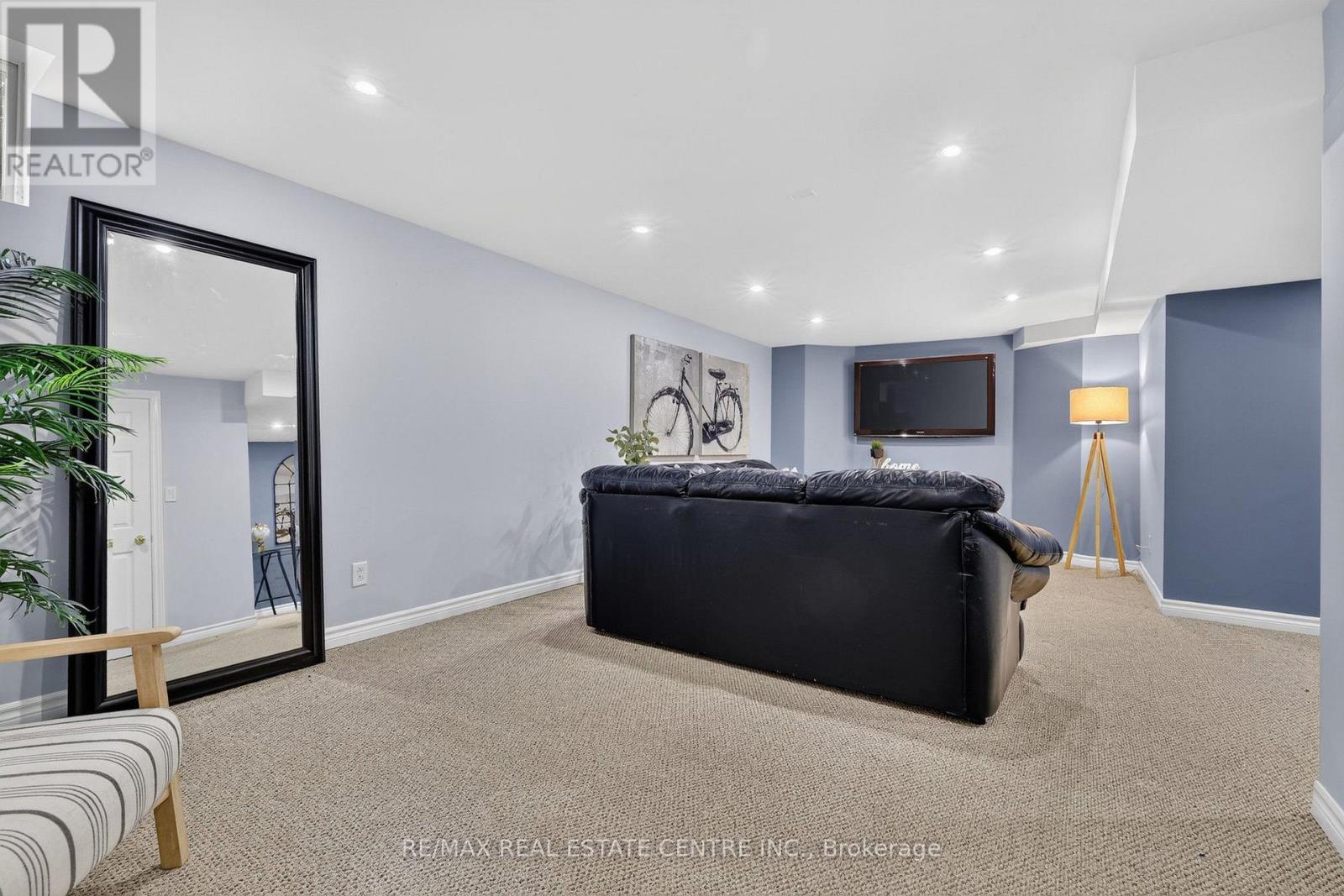 1667 DEMPSEY CRESCENT - Image 40