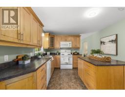 Den - 1171 Old Sambro Road, Harrietsfield, NS B3V1B2 Photo 11